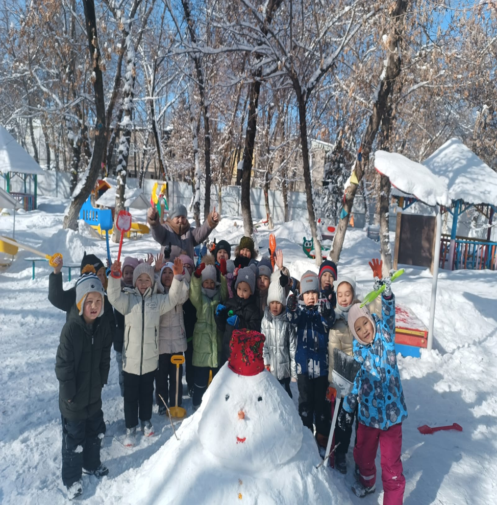 «Балалармен тақырыптық серуен»