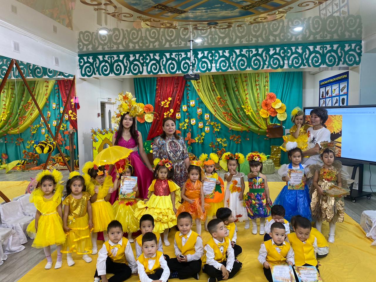 "Берекелі алтын күз" Ересек "Бүлдіршін" тобы