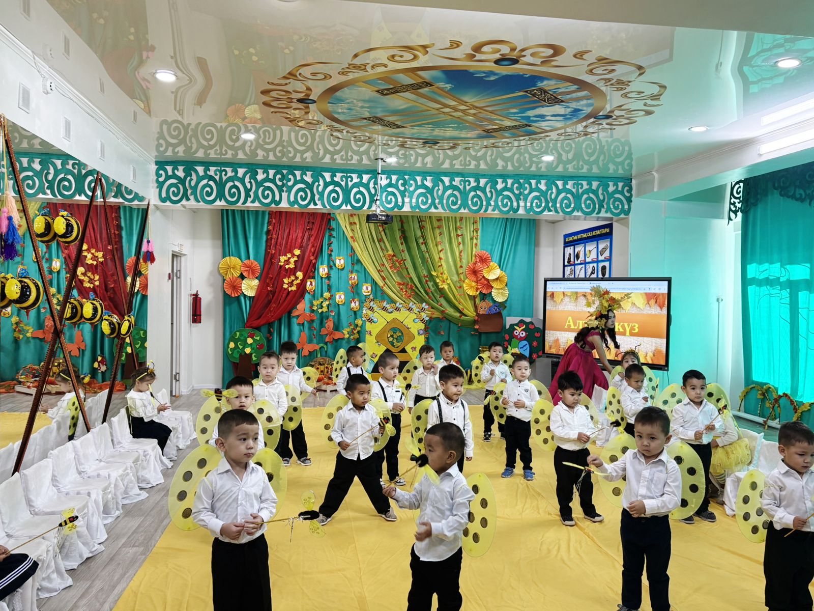 "Береклі алтын күз" Ортаңғы "Айгөлек" тобы