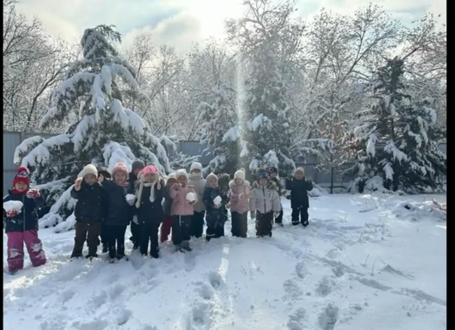 Балалармен Тақырыптық серуен